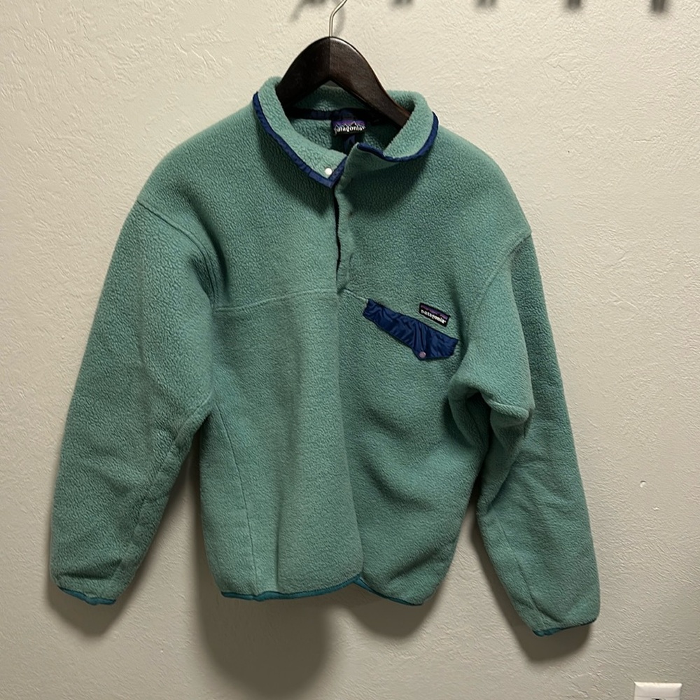 Teal and blue Patagonia synchilla